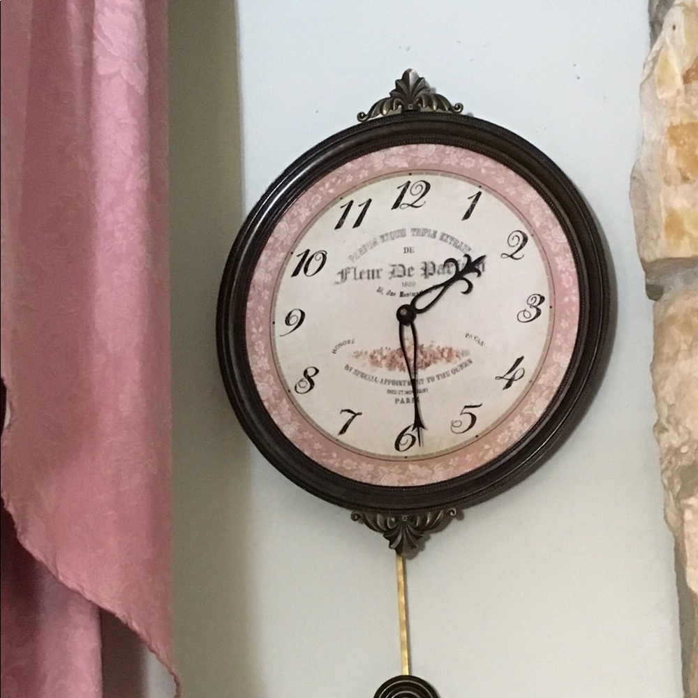 SHABBY CHIC Vintage-style Clock